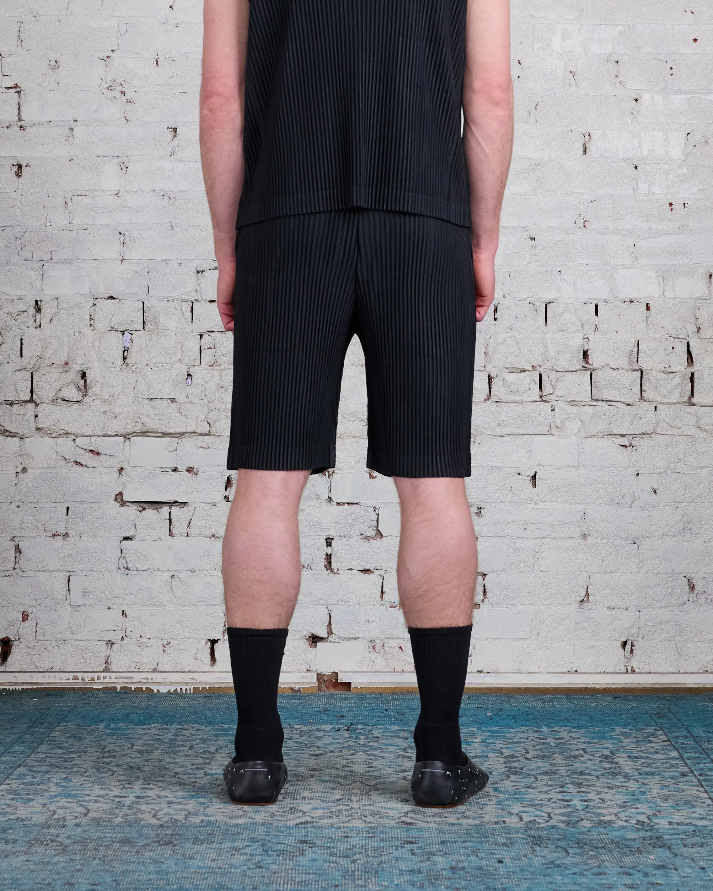 HOMME PLISS ISSEY MIYAKE Pleats May Short Black