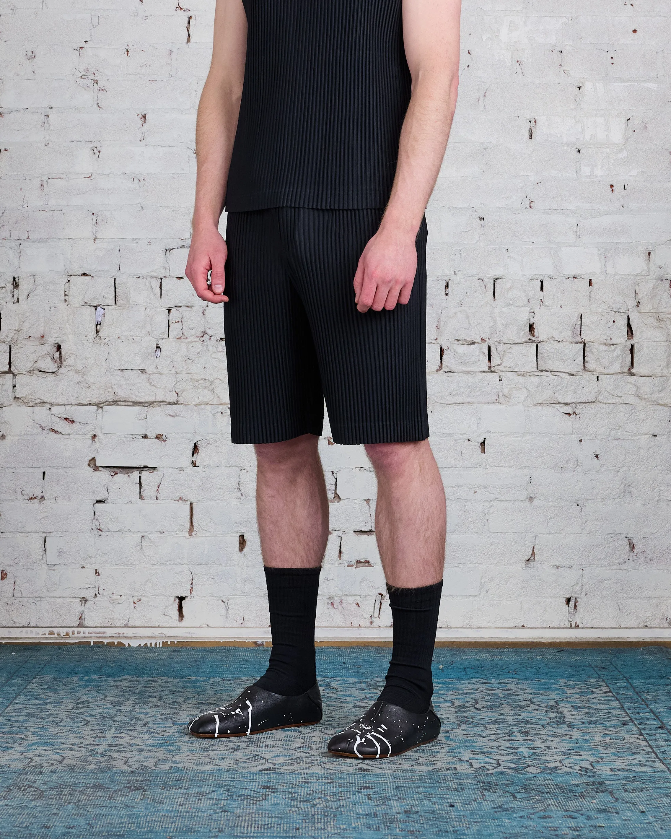 HOMME PLISS ISSEY MIYAKE Pleats May Short Black