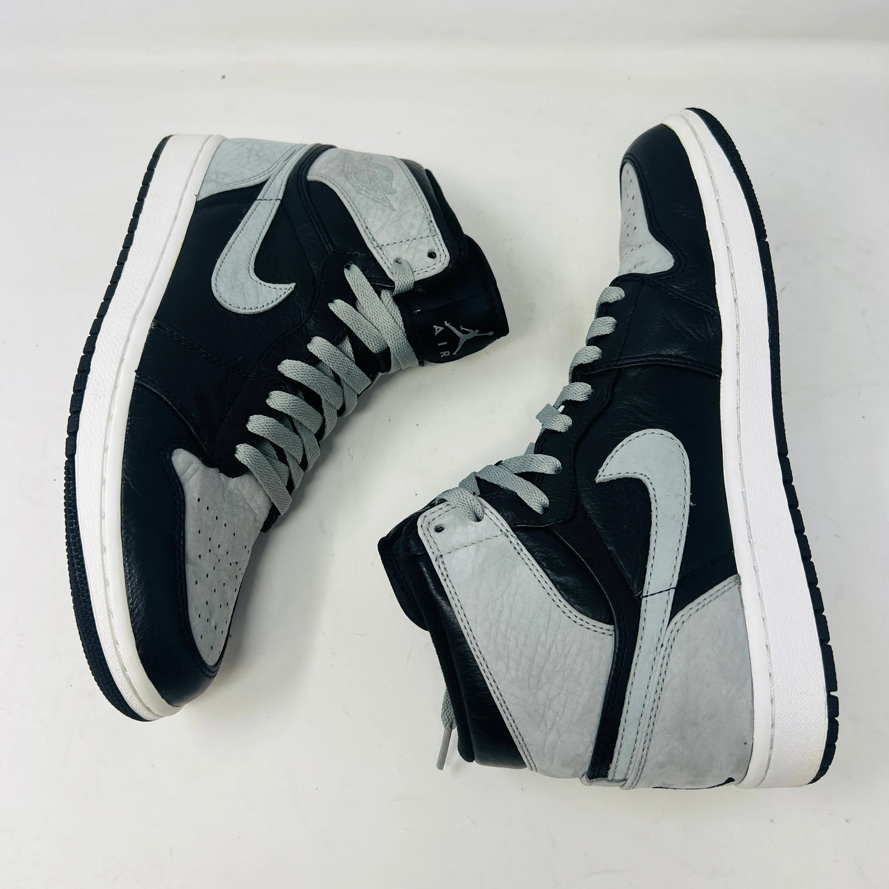Jordan 1 Retro Shadow (2009)