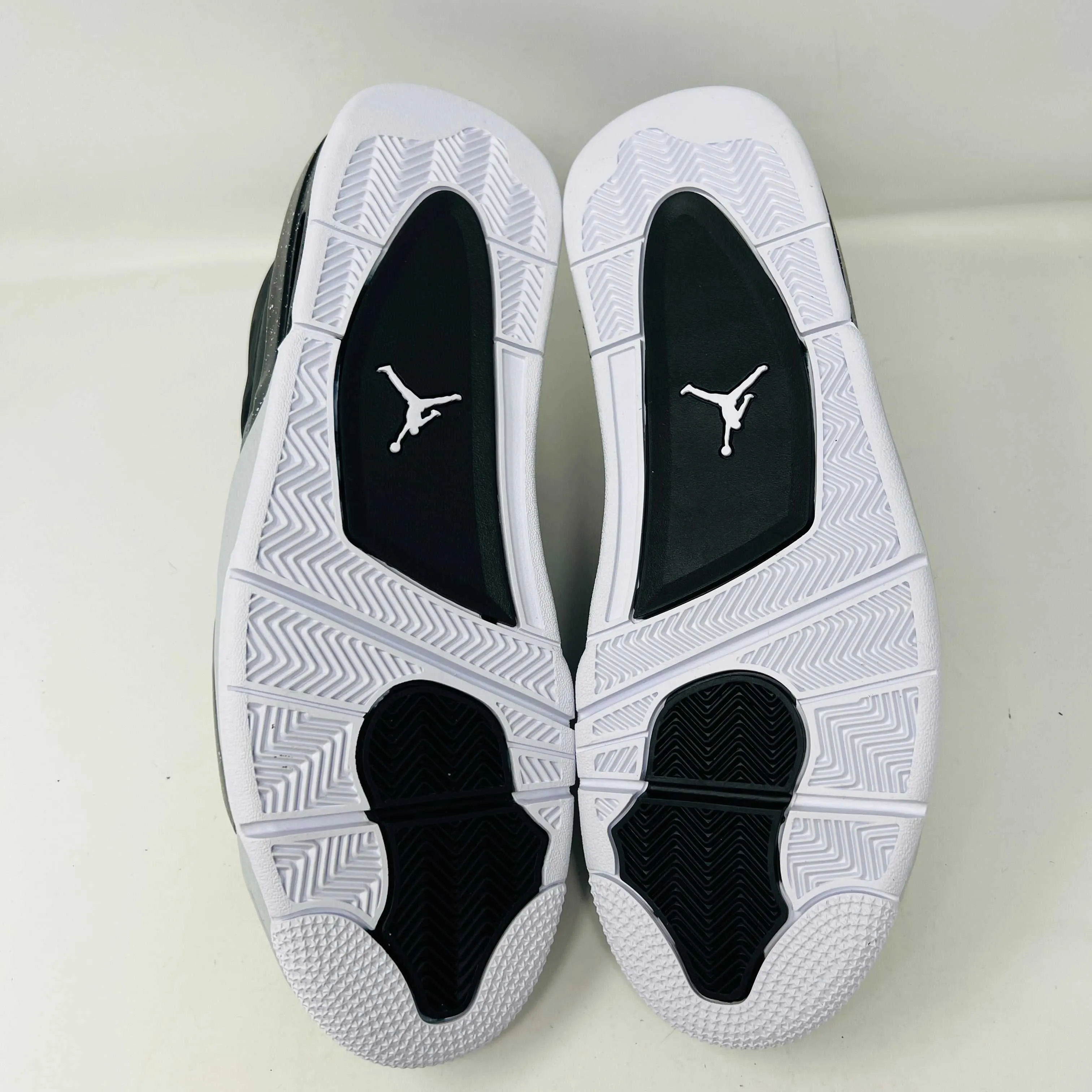 Jordan 4 Retro Fear (2024)