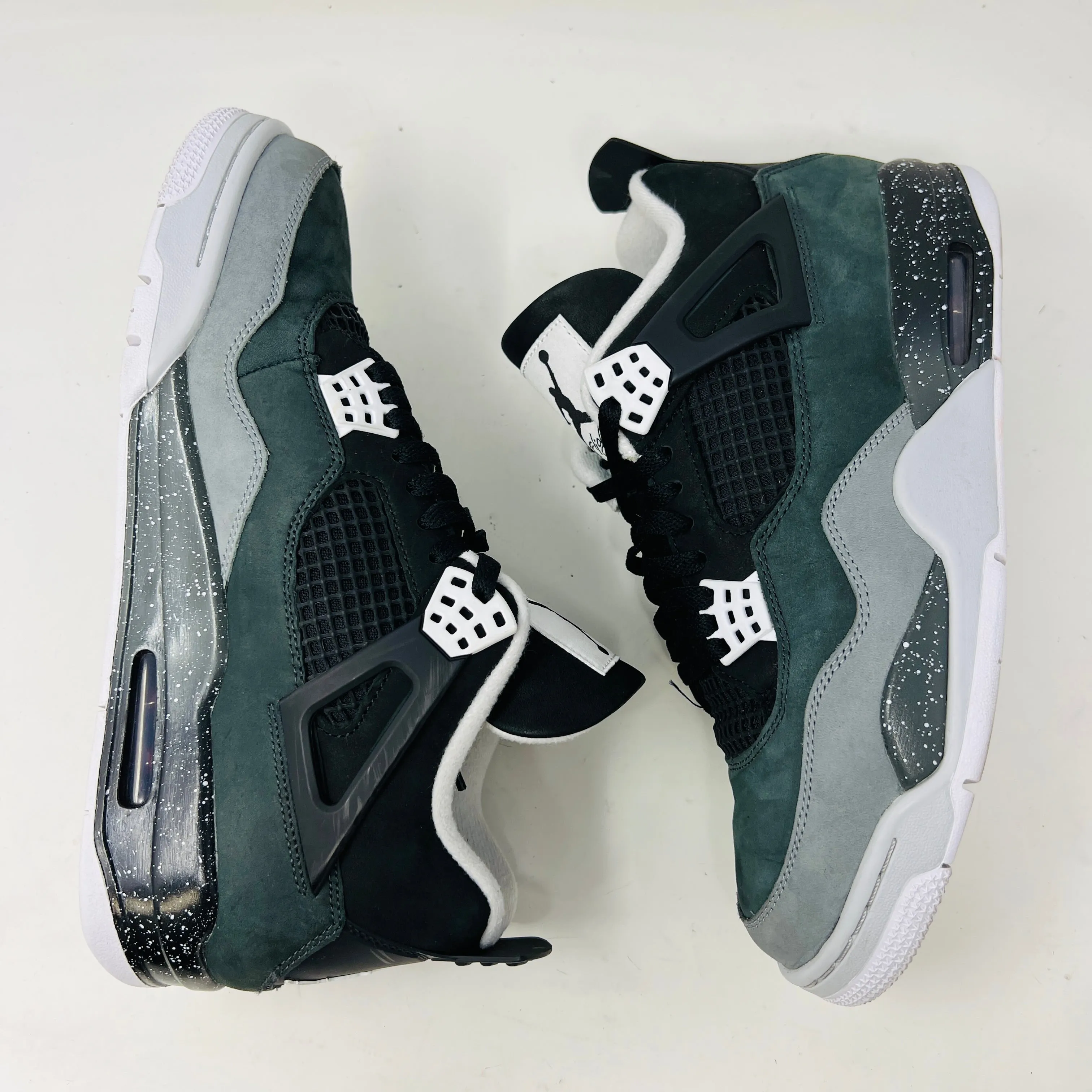Jordan 4 Retro Fear