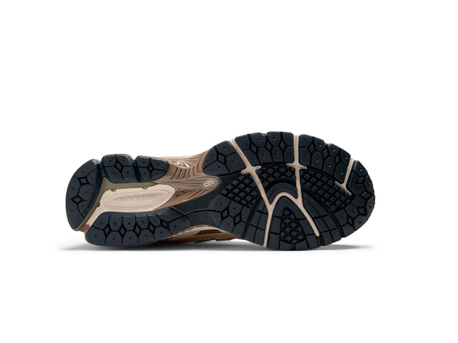 NEW BALANCE 1906 UTILITY LINEN/DARK OLIVINE M1906NE | ZAPATILLAS DEPORTIVAS RETRO Y VERSTILES